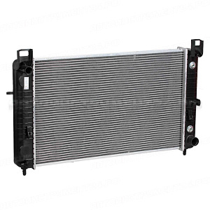 Радиатор охлаждения для автомобилей Tahoe II (99-)/(06-)/Escalade II (01-) 4.8i/5.3i LUZAR, LRc 0525